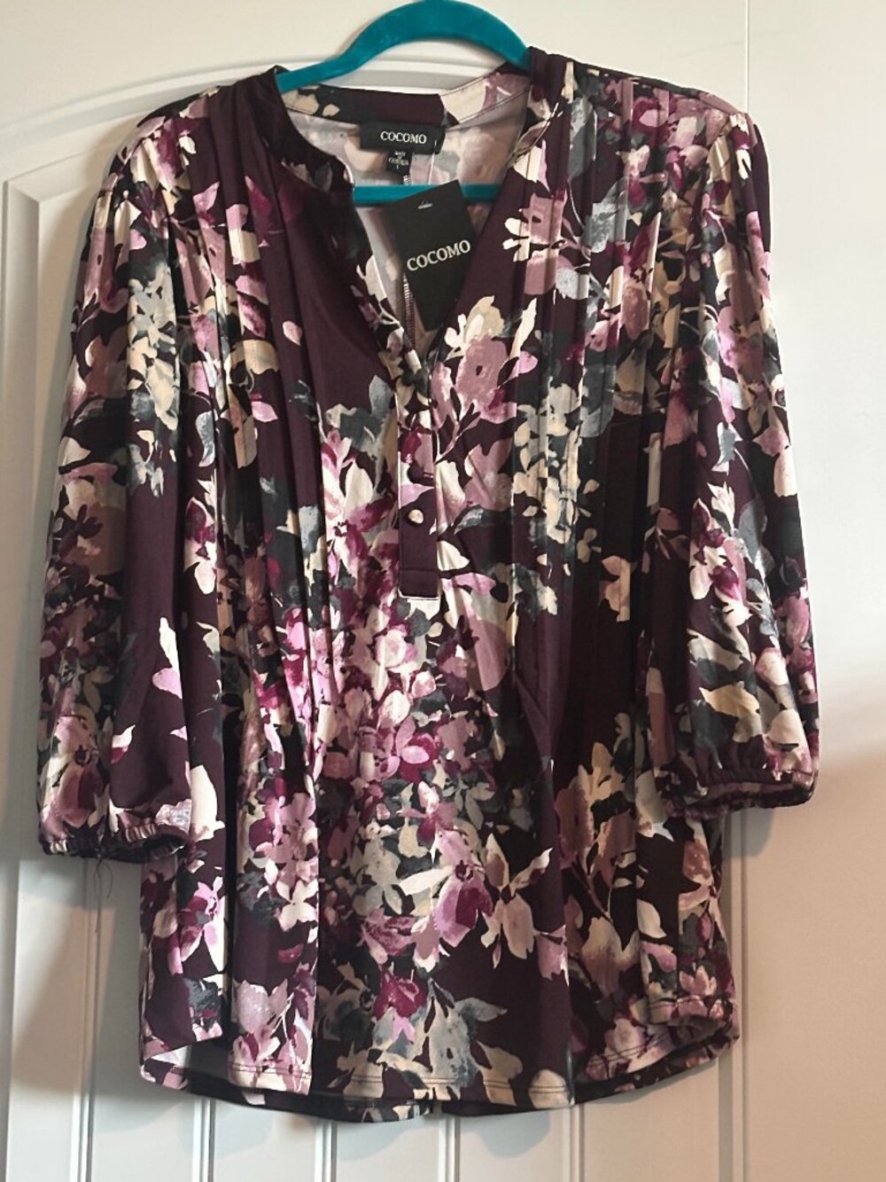 NWT Cocomo Burgundy Pleated 0Floral Top L
